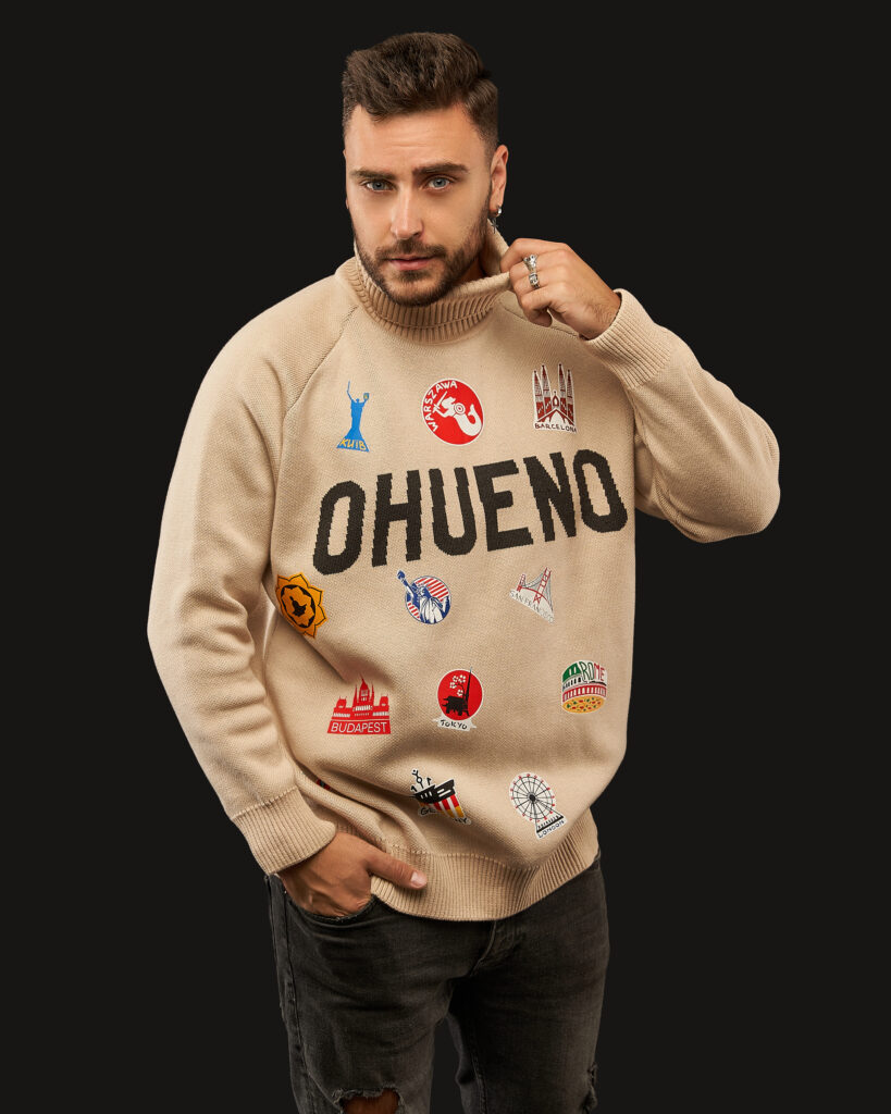 Pullover (beige) Image: https://ohueno-official.com/wp-content/uploads/m01951-1-819x1024.jpg