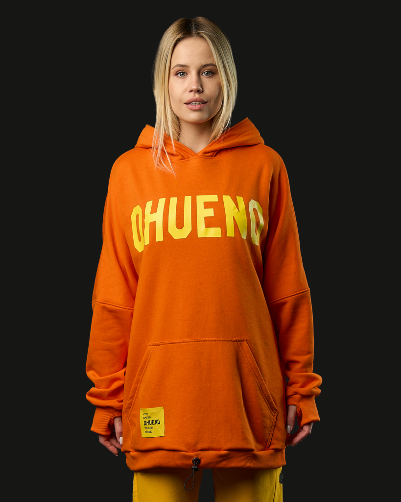 Hoodie Übergröße (orange) Image: https://ohueno-official.com/wp-content/uploads/m02013-819x1024.png
